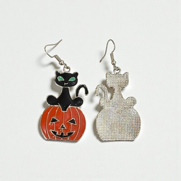 Black cat Over Pumpkin Earring - Picture 5 of 5